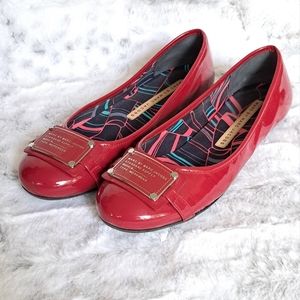 Marc Jacobs plaque red ballet work flat shoe. Size 37.5.